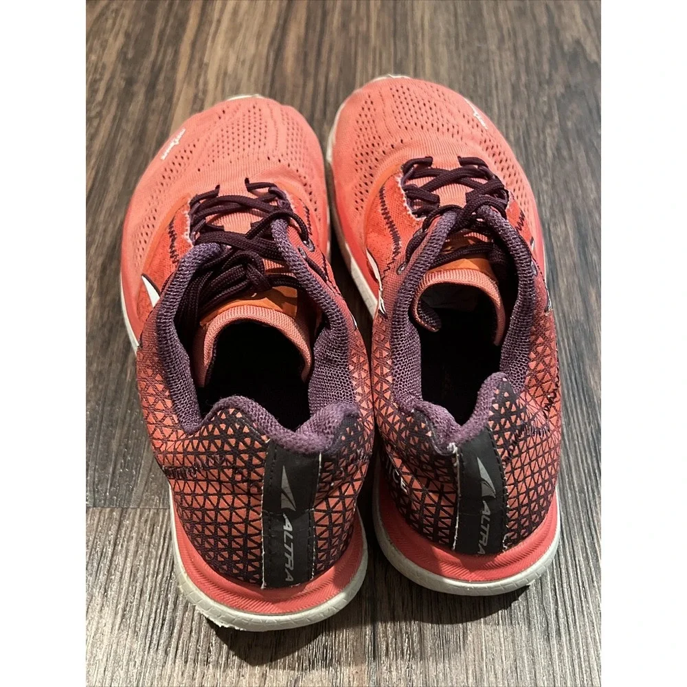 Altra Solstice Womens Size US 7 Coral Zero Drop Running Shoes
